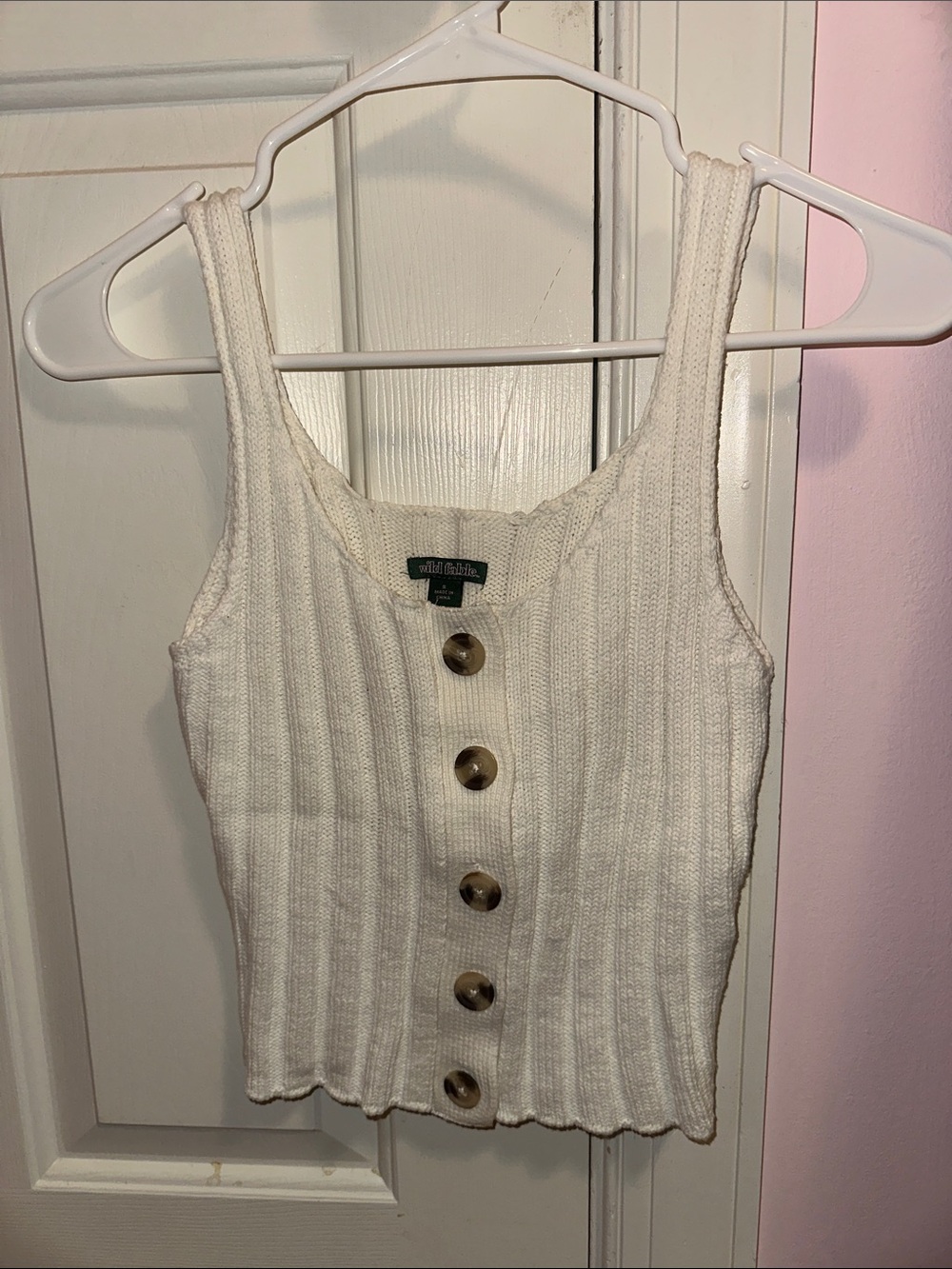 Wild Fable knit button down tank top
